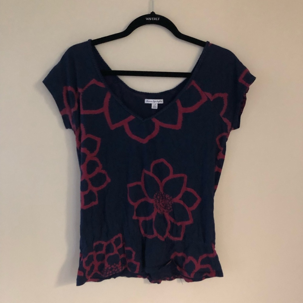 3/$25 American Eagle AEO Floral Top